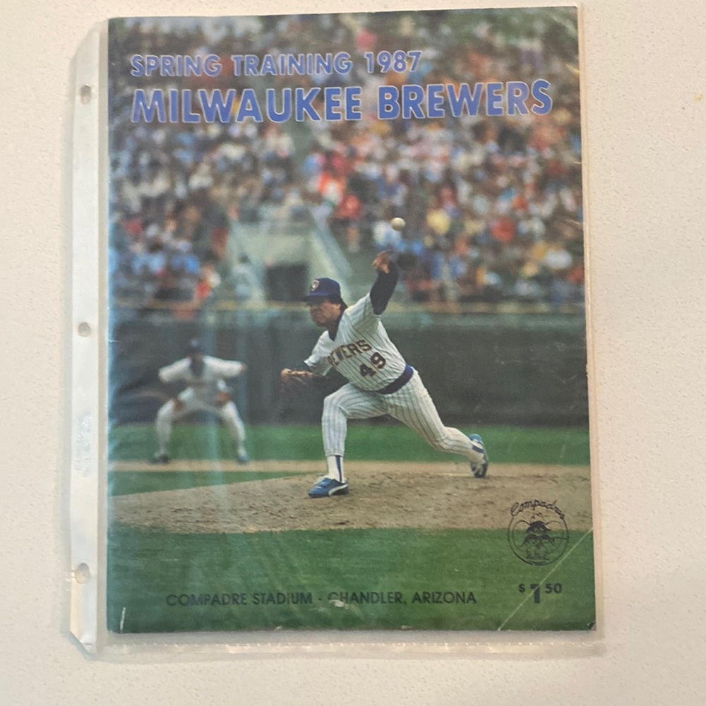 1987 Milwaukee Brewers MLB Spring Training guide vintage